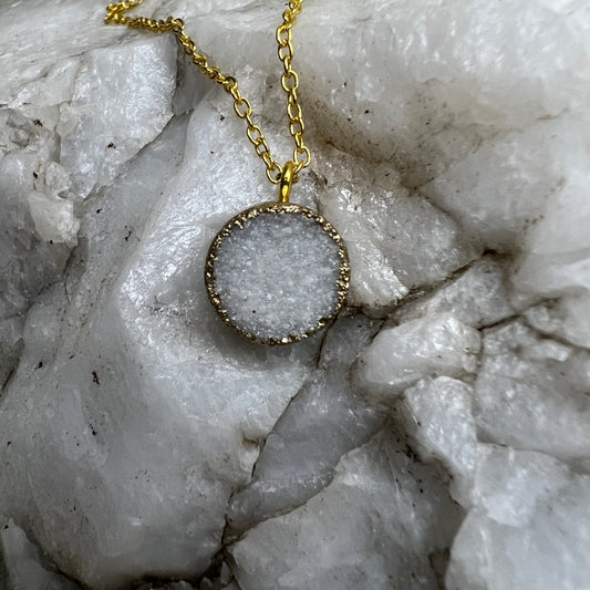 Keepsake Necklace - Geode Mini Circle Pendant